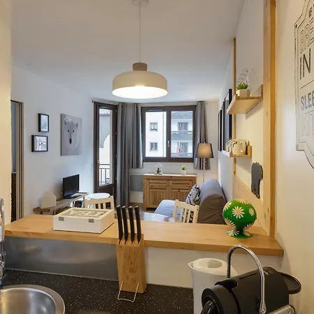 Les Marmottes En Chaussettes Central Chamonix & Balcony- Happy Rentals *