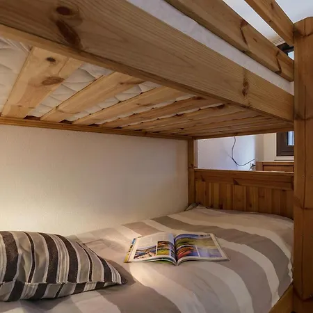 Appartement Les Marmottes En Chaussettes Central Chamonix & Balcony- Happy Rentals Chamonix